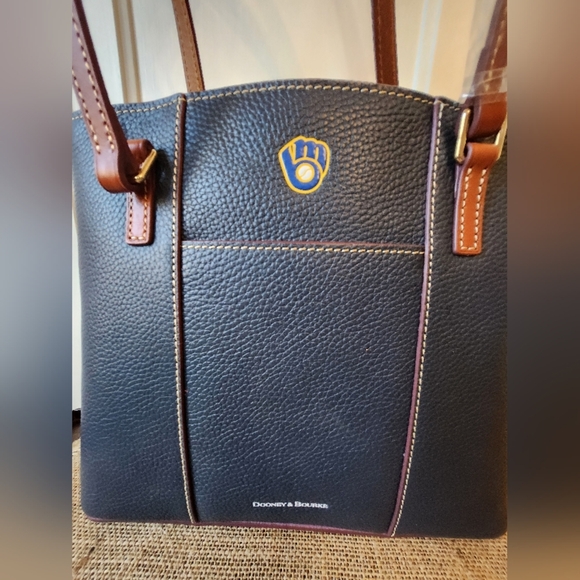 NWT Dooney And Bourke MLB Milwaukee Brewers Lexington Tote - Picture 2 of 8